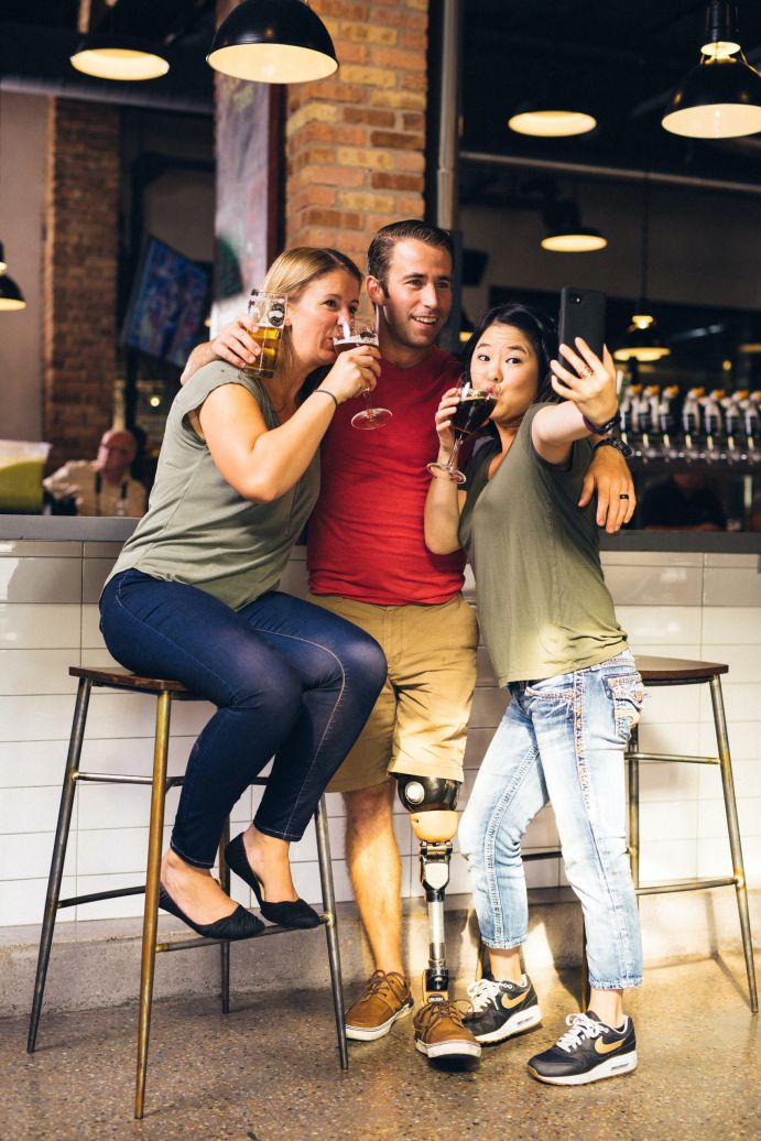 Winning non smoking in social situations No-Garette